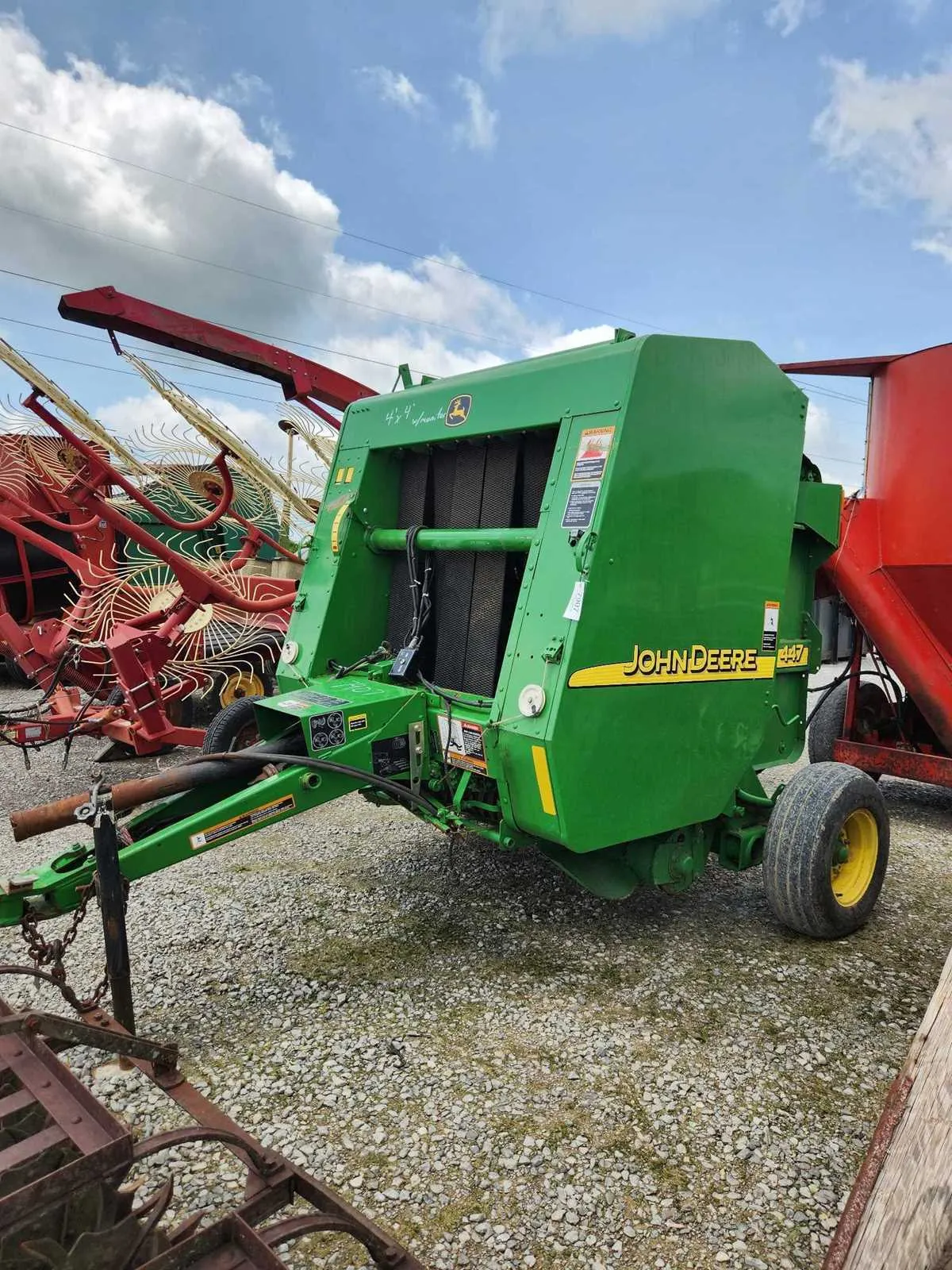 john deere 447 baler specs
