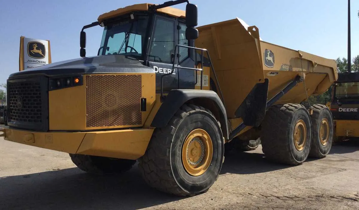 john deere 460e truck specs