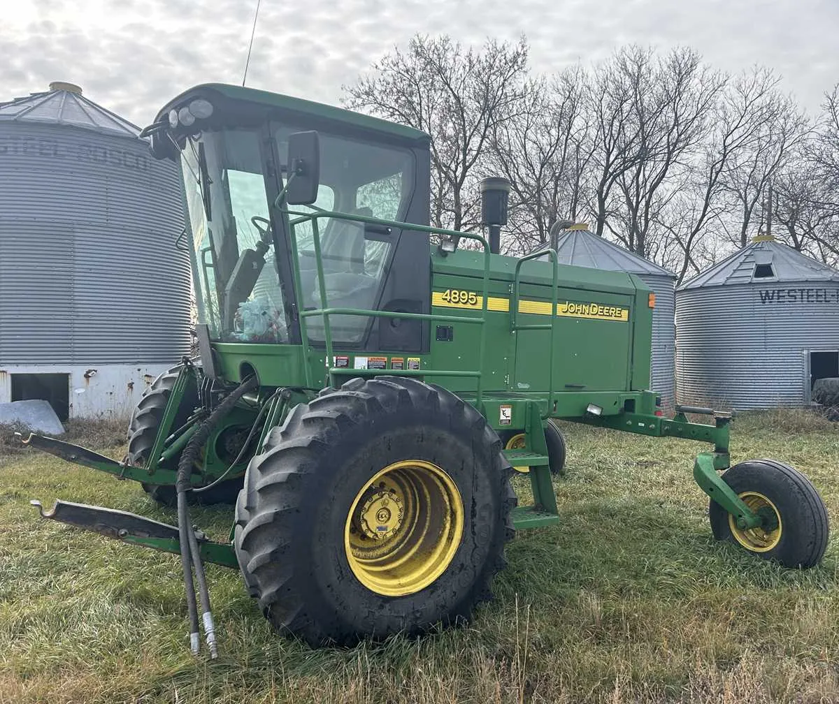john deere 4895 windrower specs