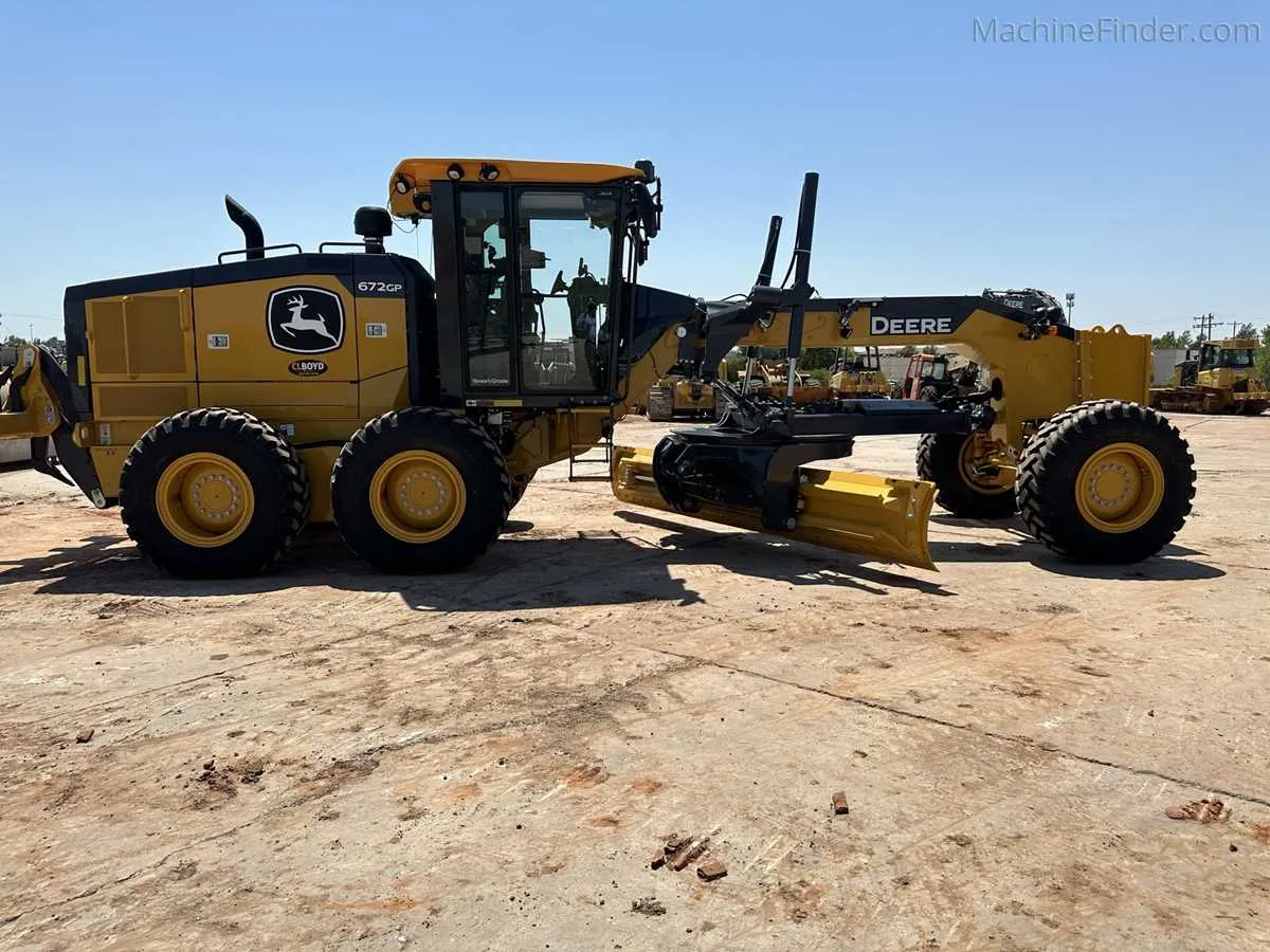 john deere 672 gp grader specs