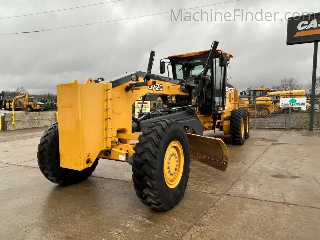 john deere 672g motor grader specs