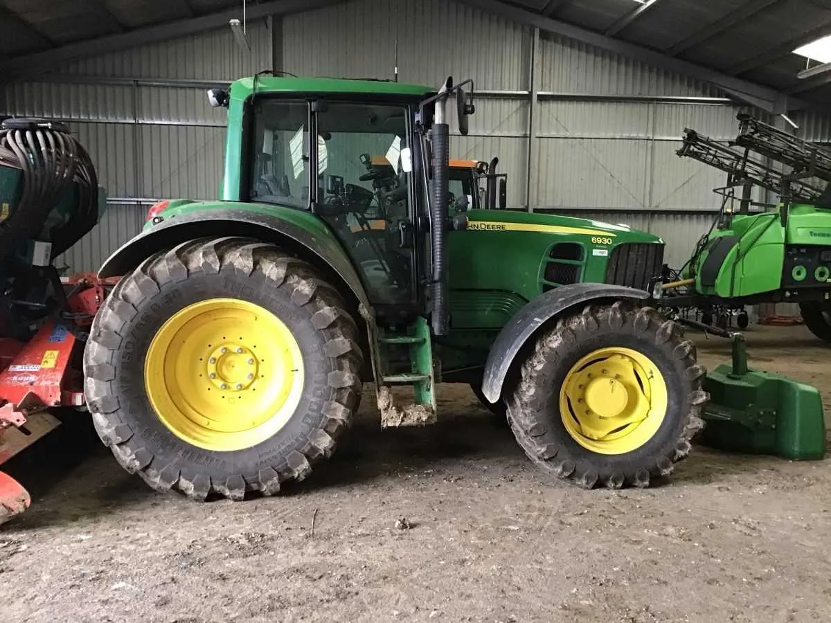 john deere 6930 standard spec