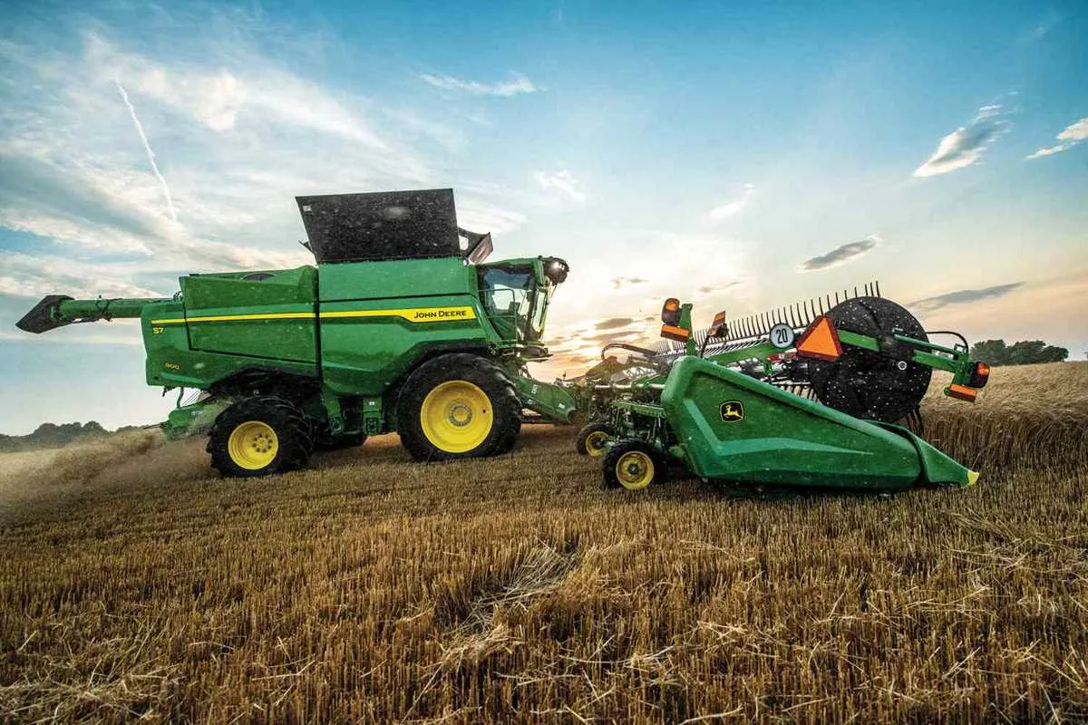 john deere 7200 combine feeder house specs sheet