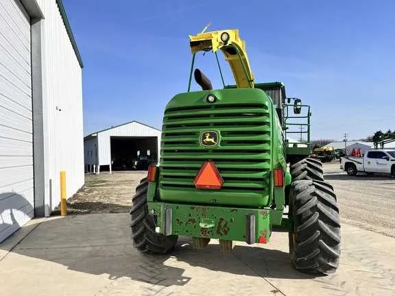 john deere 7300 specs