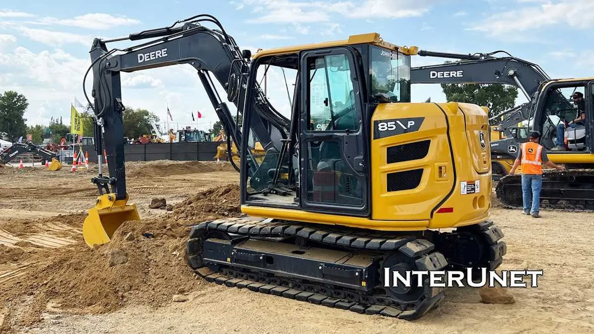 john deere 85 excavator specs