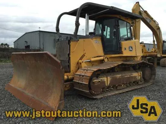 john deere 850e dozer specs