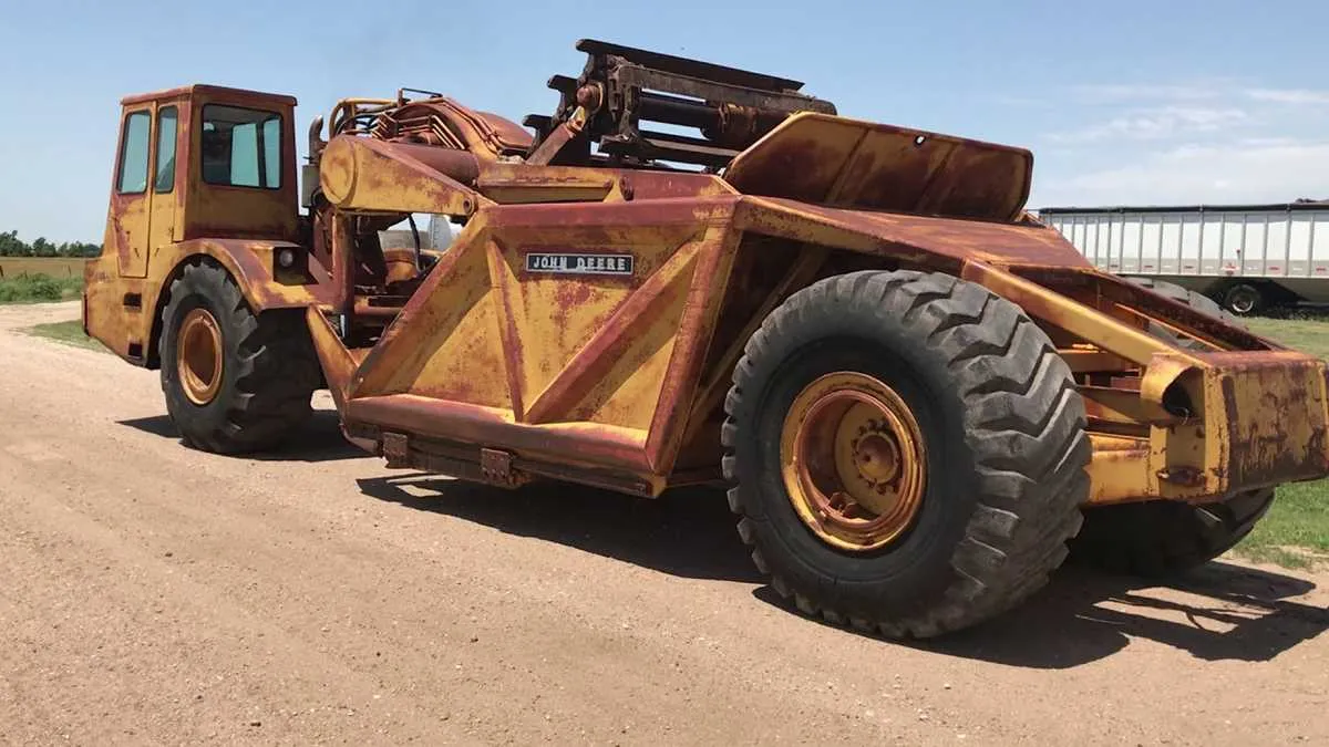 john deere 860 scraper specs