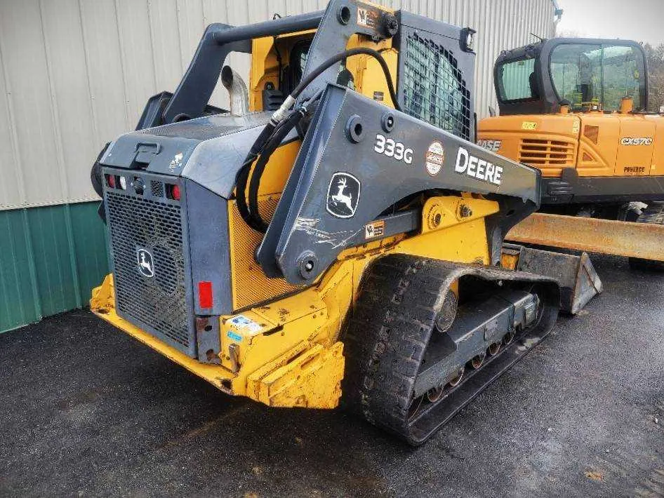 john deere compact track loader specs