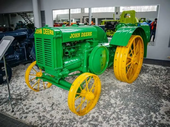 john deere d tractor specs