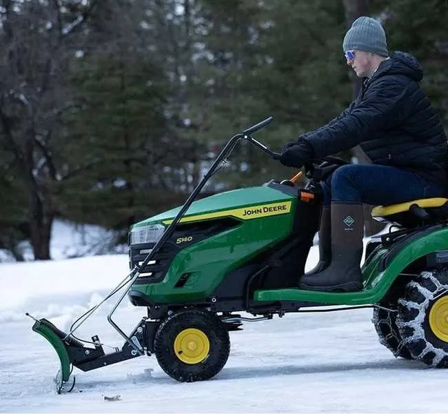 john deere e100 vs john deere s100 specs