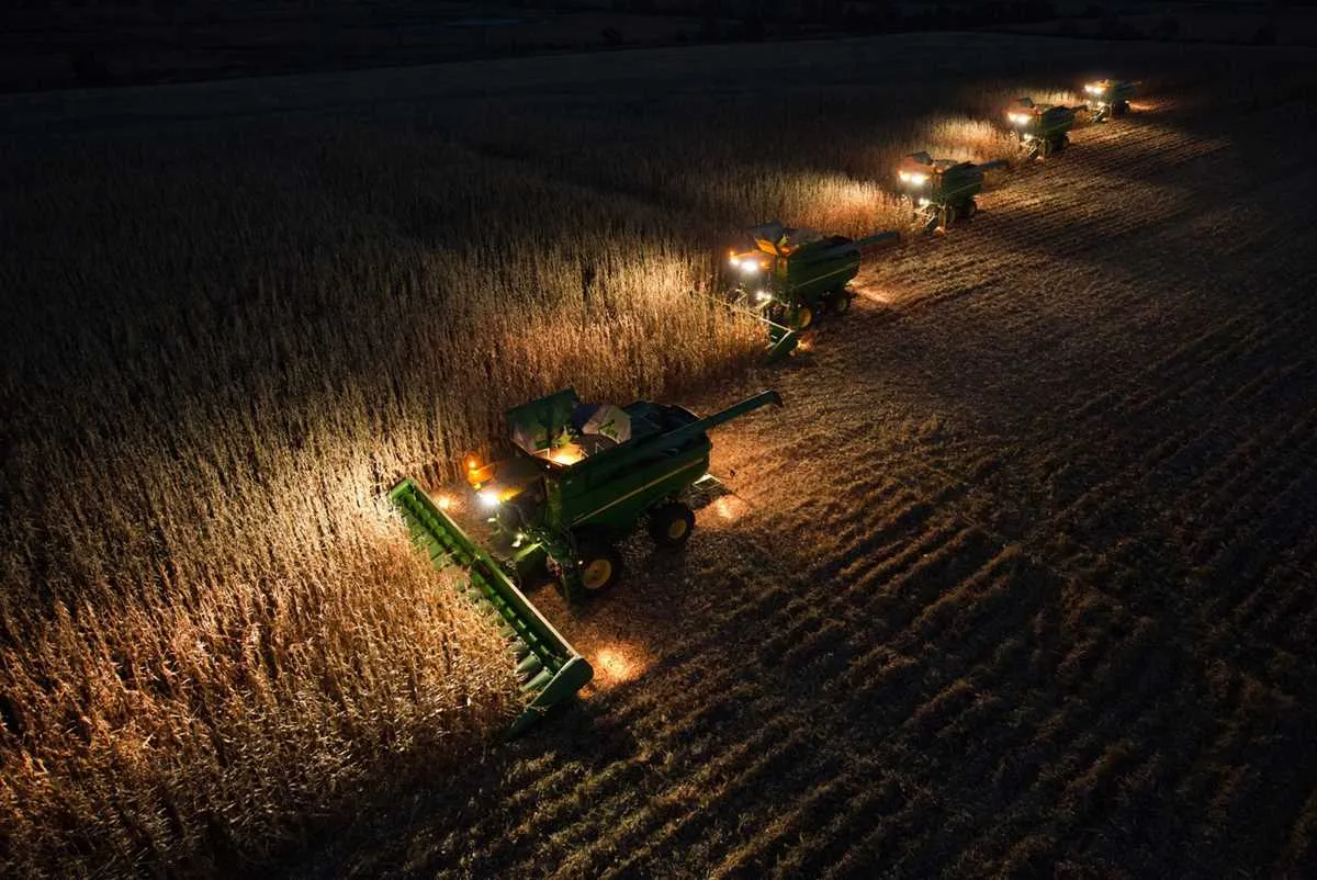 s550 john deere specs