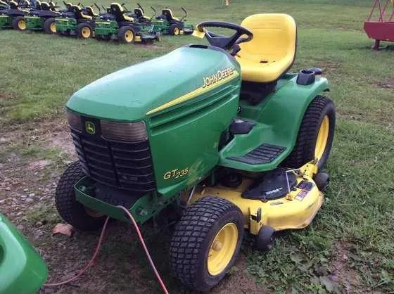 specs on john deere gt235 lawn mower