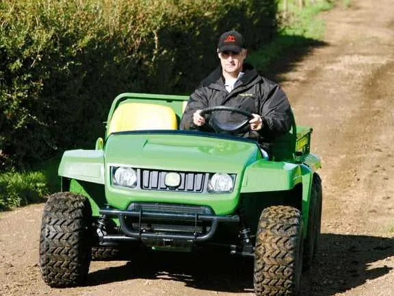 torque specs for john deere gator tires