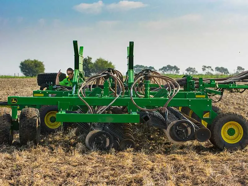 john deere 1890 air seeder specs