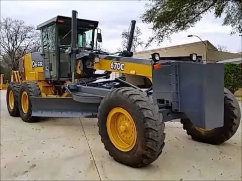 john deere 670ch grader specs