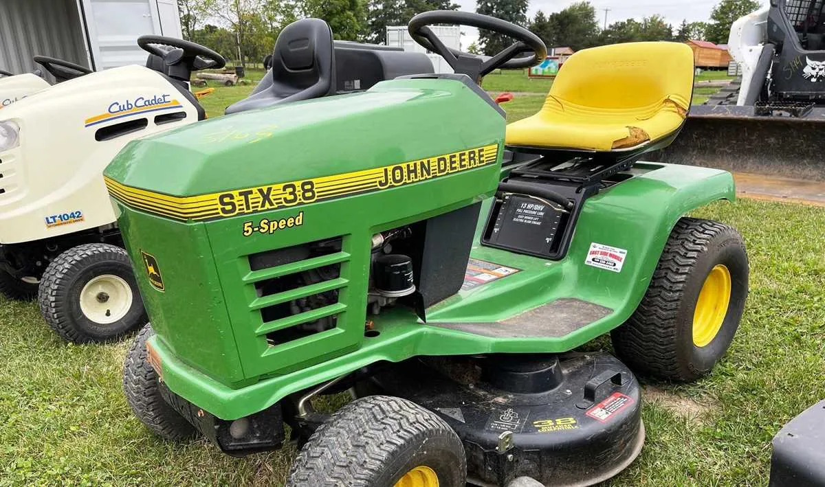 john deere stx38 engine specs