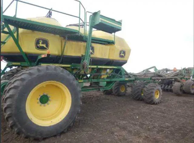 john deere 1830 tractor specs