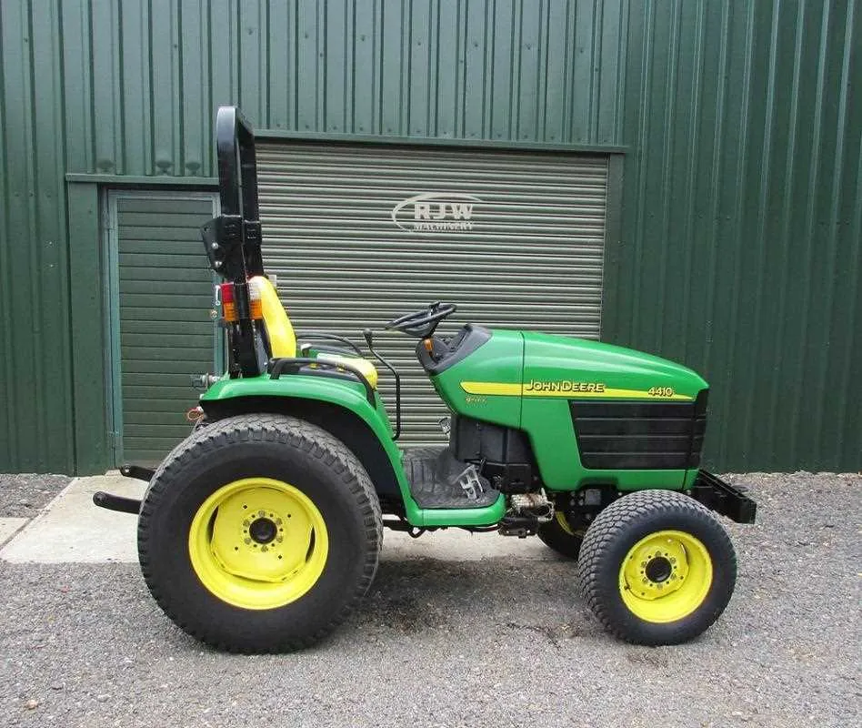 specs john deere 4410