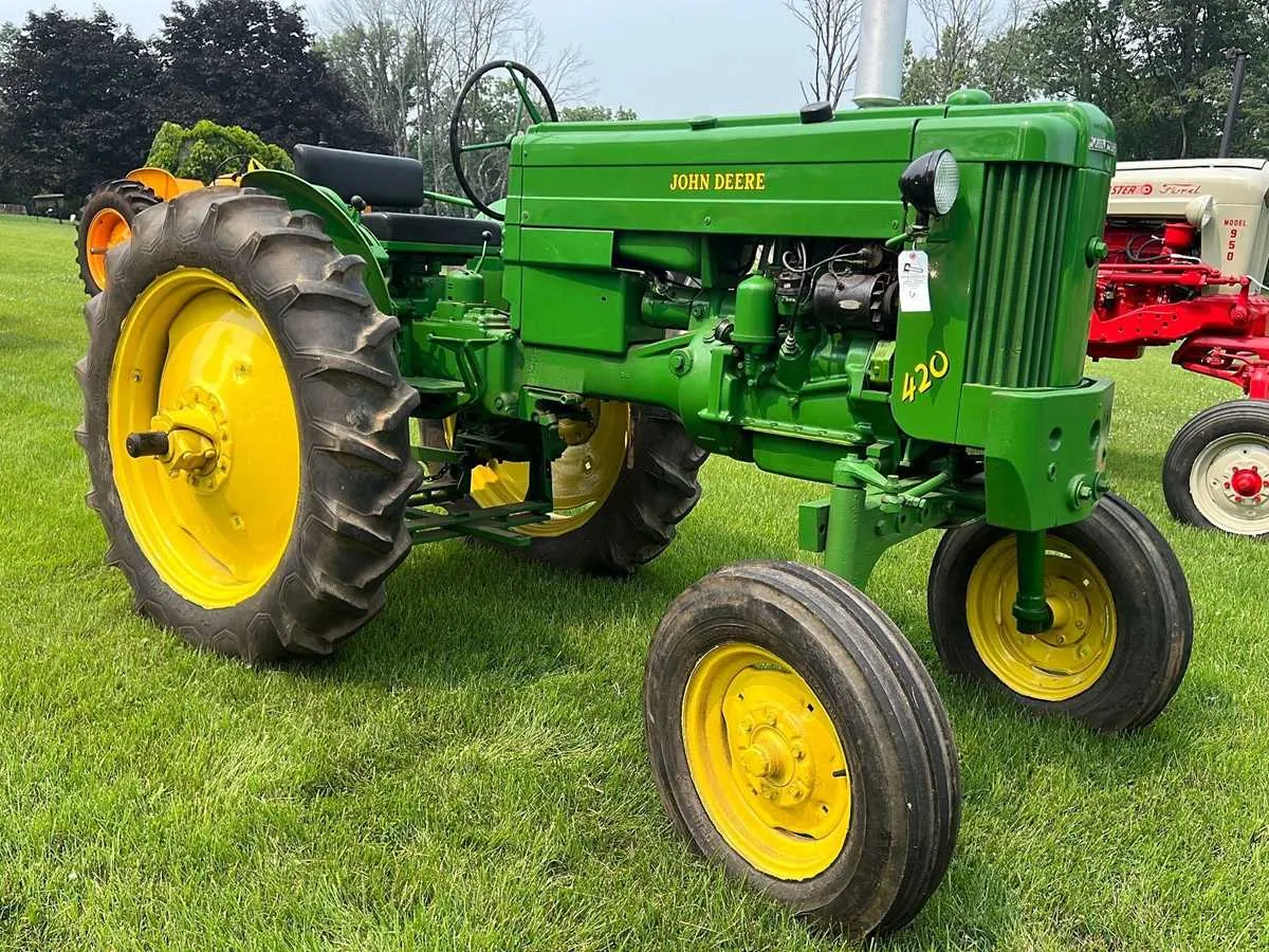 spec john deere 420