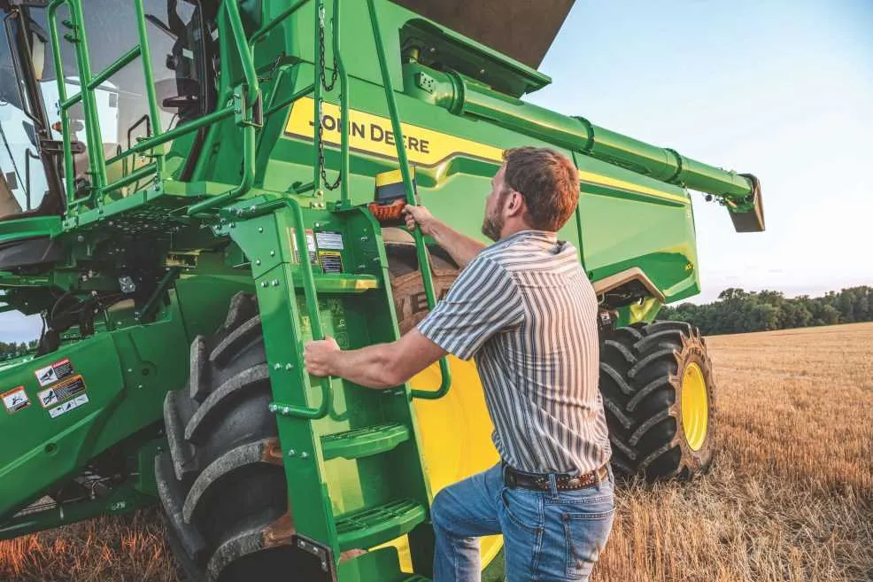 john deere 700 series combine specs