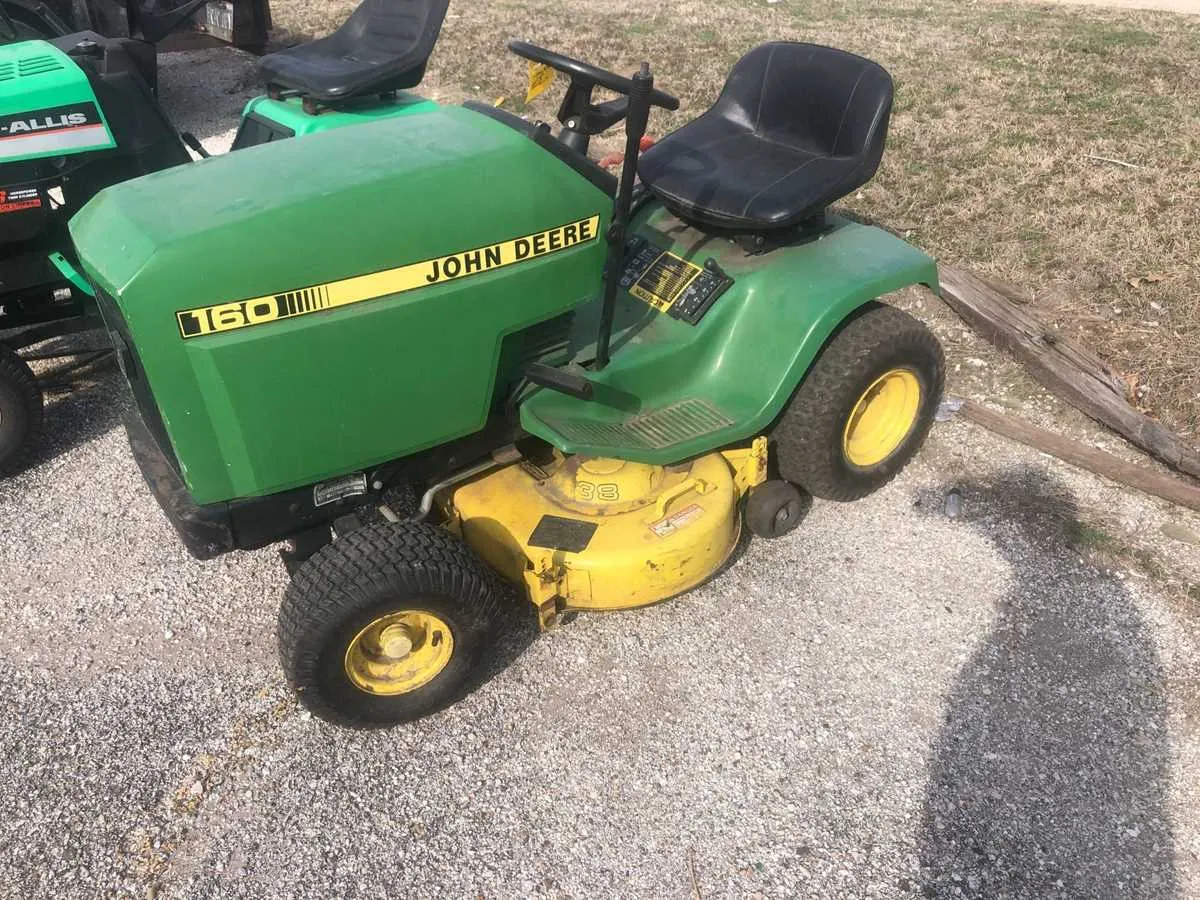 john deere 160 riding mower specs
