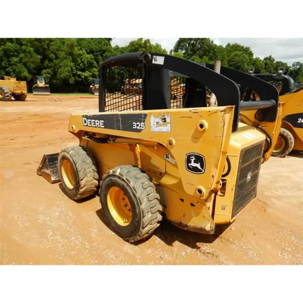 2006 john deere 325 specs