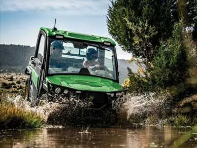 john deere 835r specs