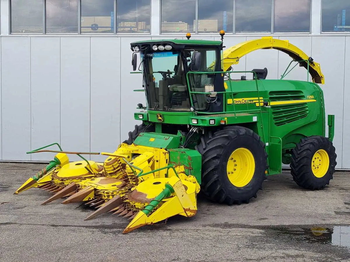 john deere 8700 chopper specs
