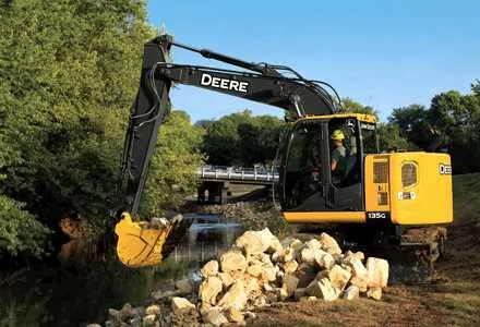 john deer d135 excavator specs