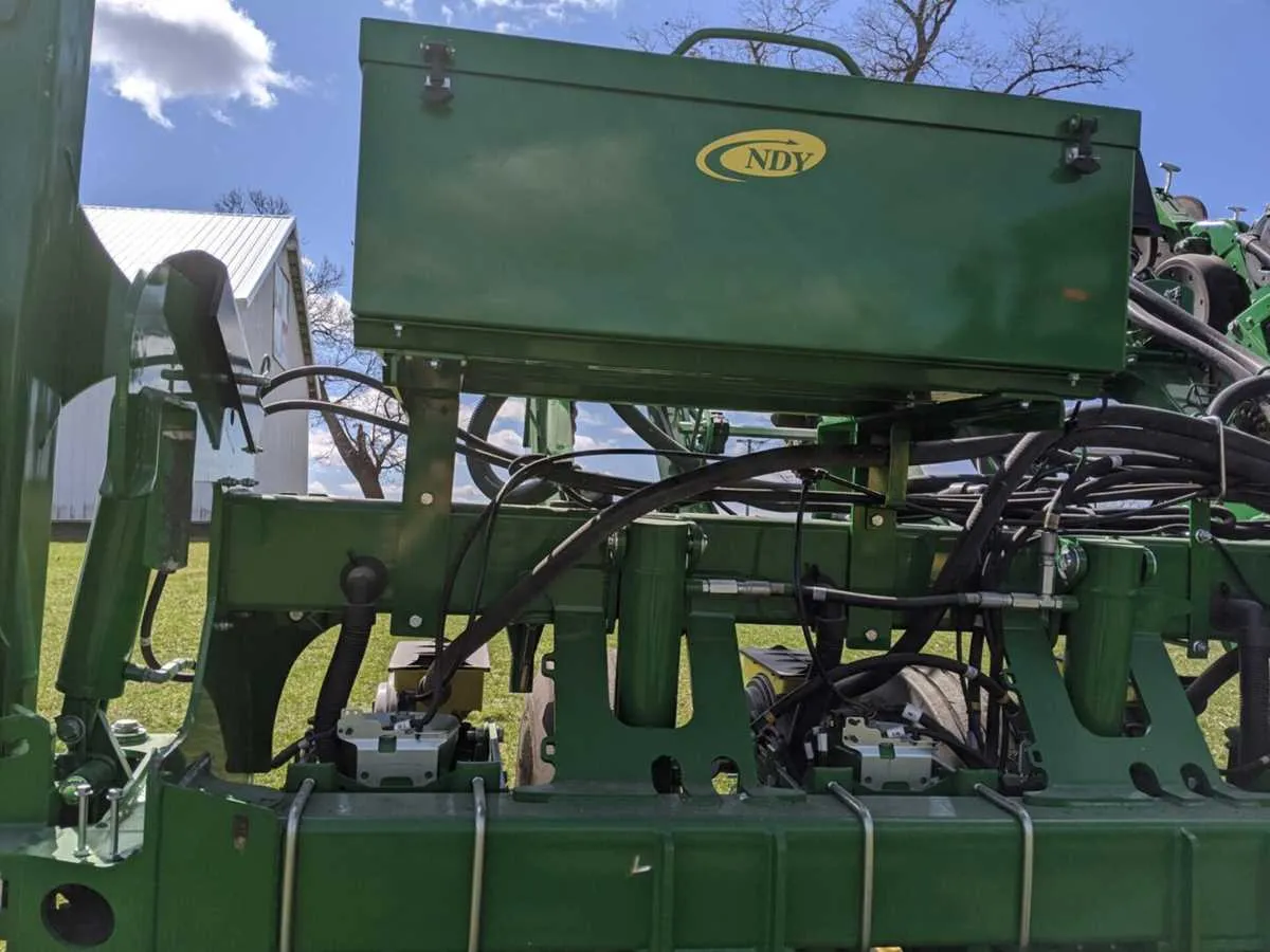 1790 john deere planter specs