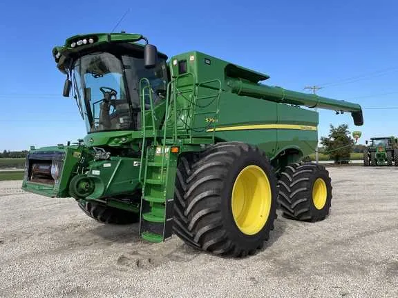 s790 john deere specs