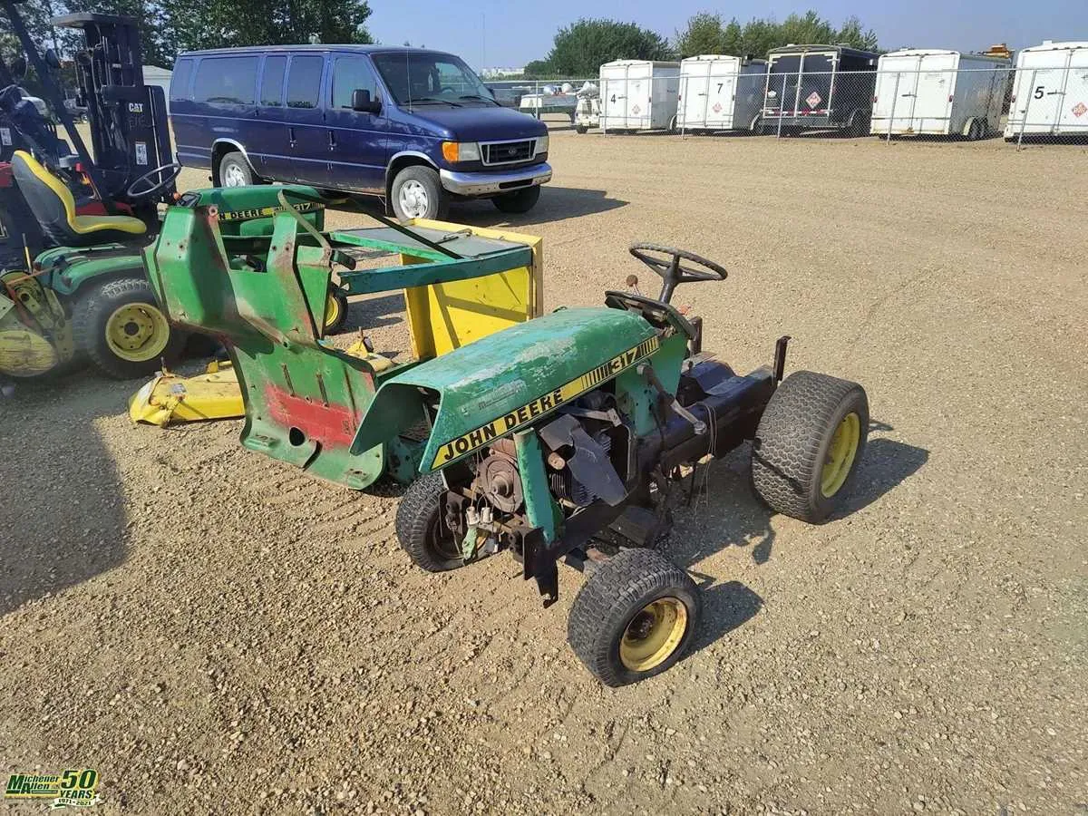 john deere 317 mower specs