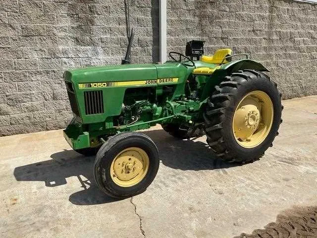 1985 john deere 1050 specs
