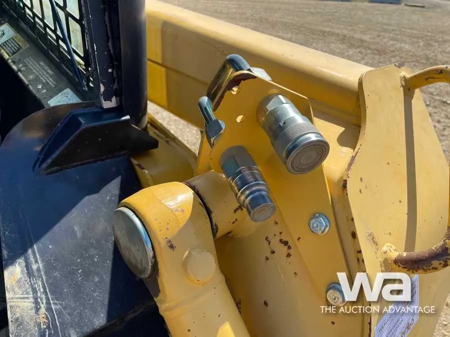 2003 john deere 240 skid steer specs