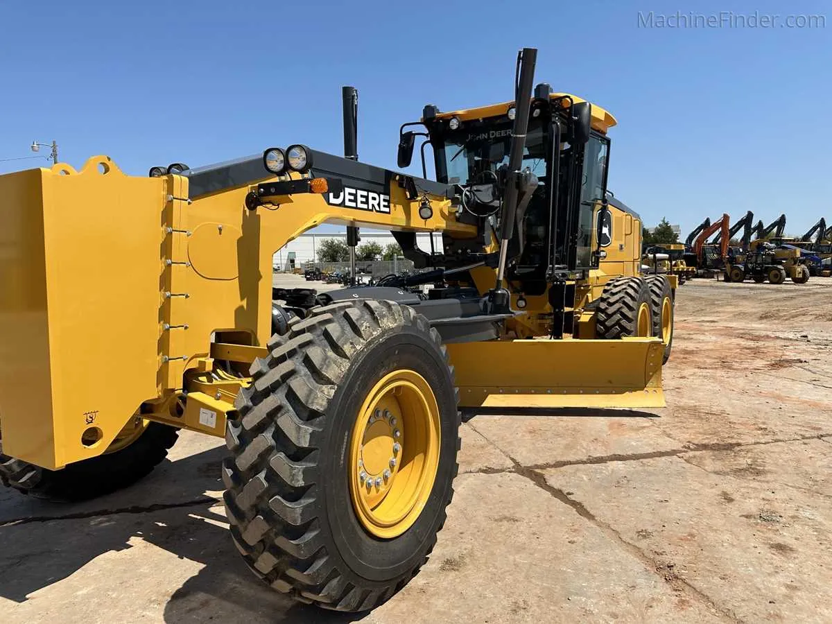 john deere 672 gp grader specs
