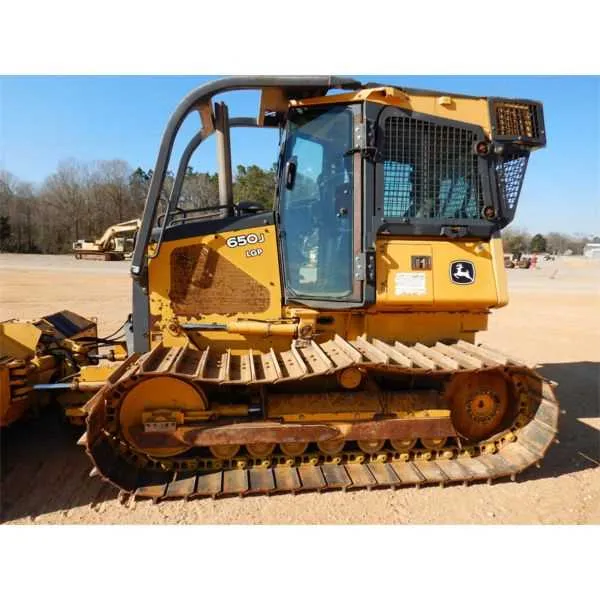john deere 650j dozer specs