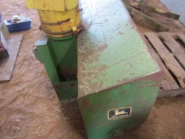 john deere 666 snowblower specs