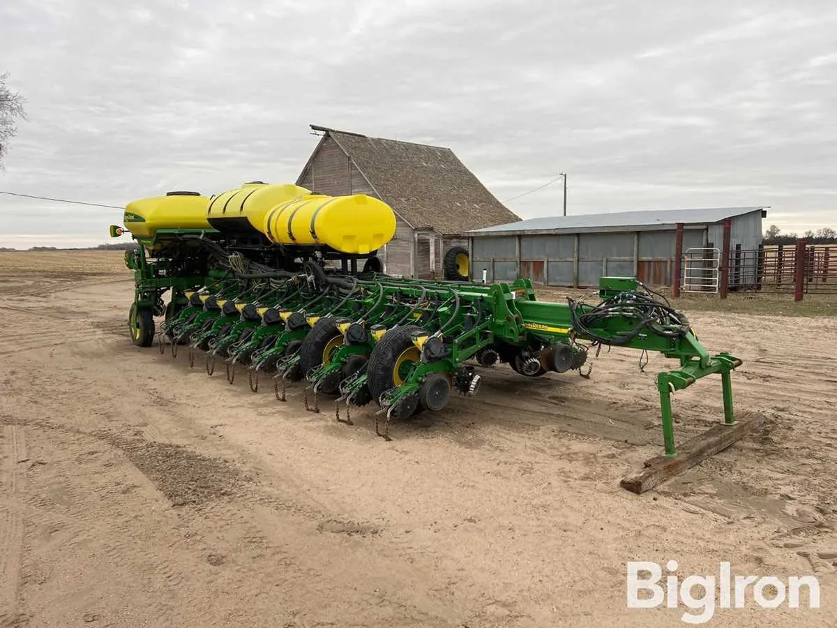 2015 john deere s680 specs