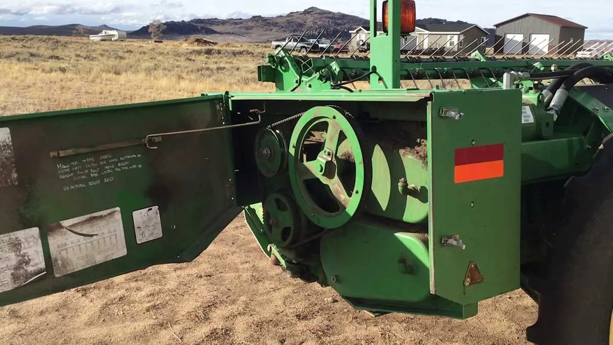 john deere a400 swather specs