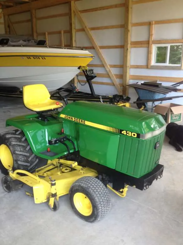 john deere 430 lawn tractor specs