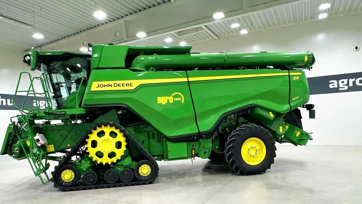 john deere x9 1100 combine specs