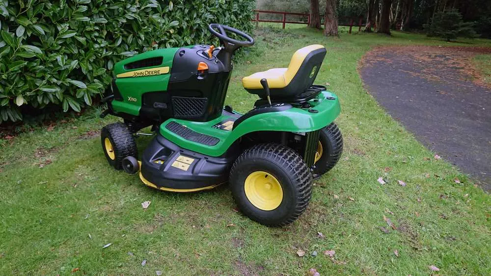 110 john deere mower specs
