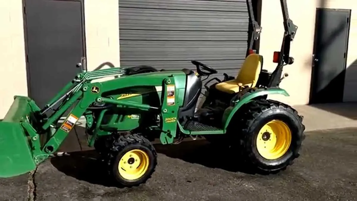 2010 john deere 2520 specs