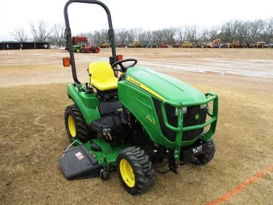 john deere 1023r specs