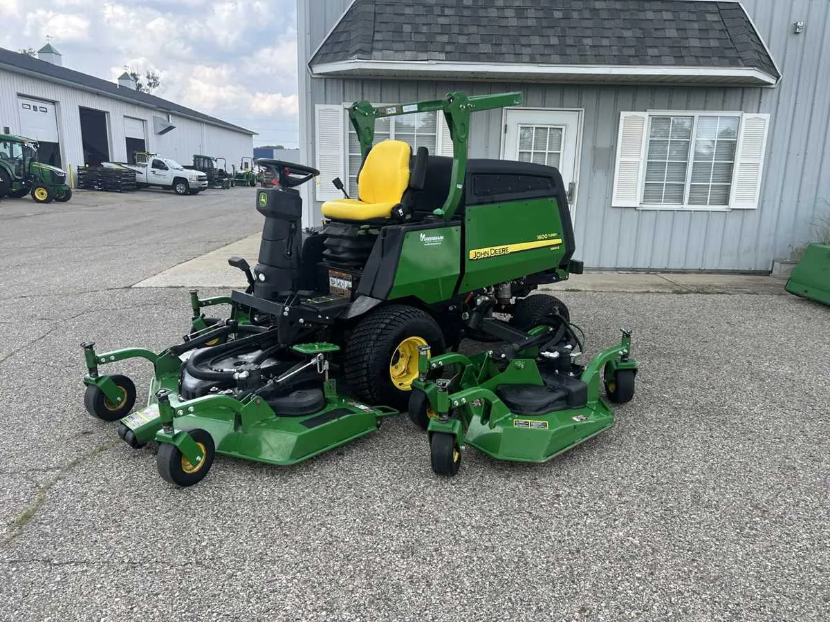 john deere 1600 series ii specs