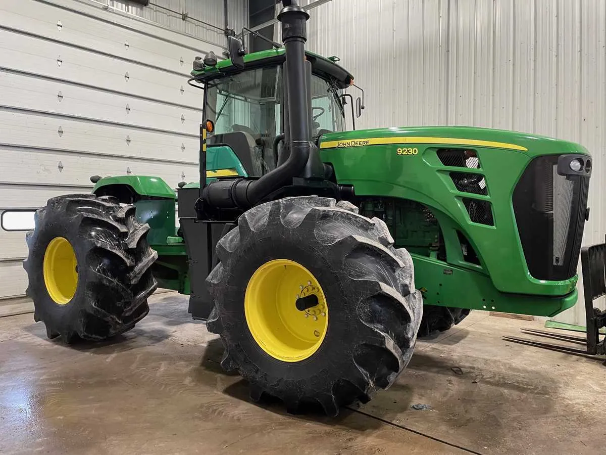john deere 2010 tractor specs