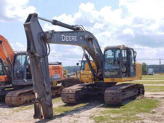 john deere 210c excavator specs