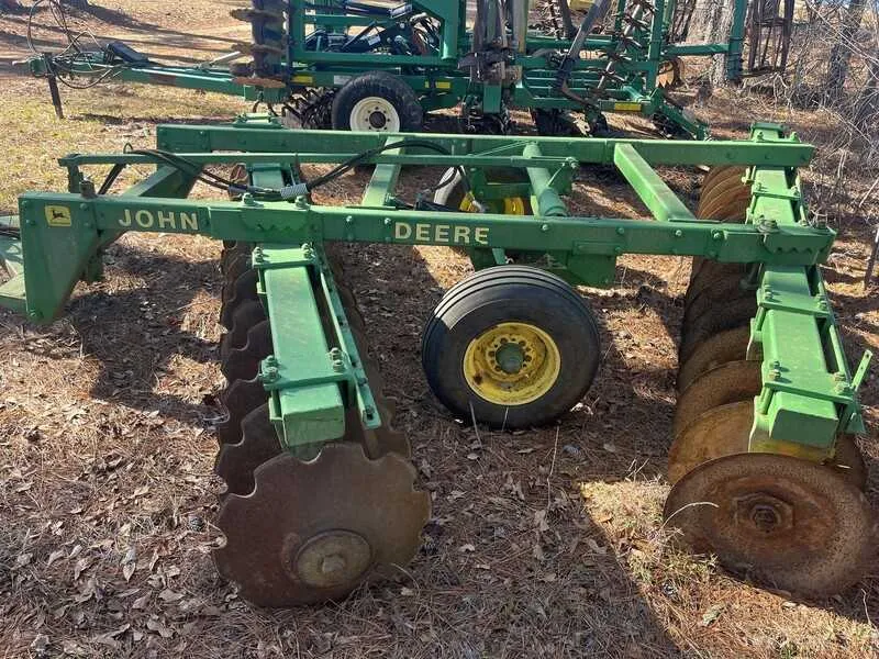 john deere 225 disk specs