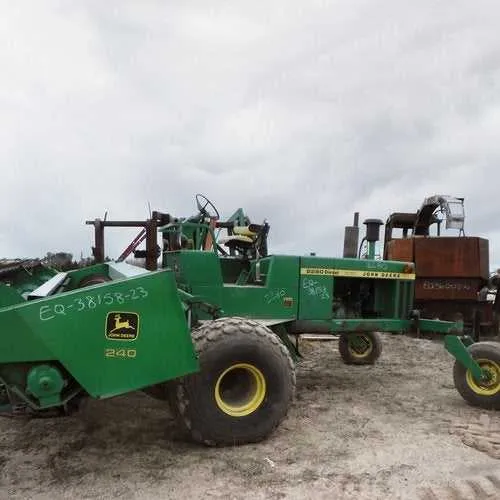 john deere 2270 swather specs