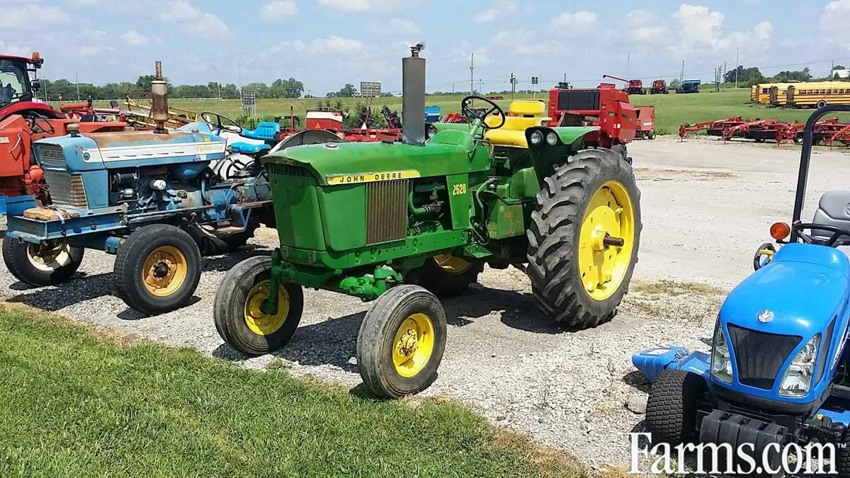 john deere 2520 tractor specs